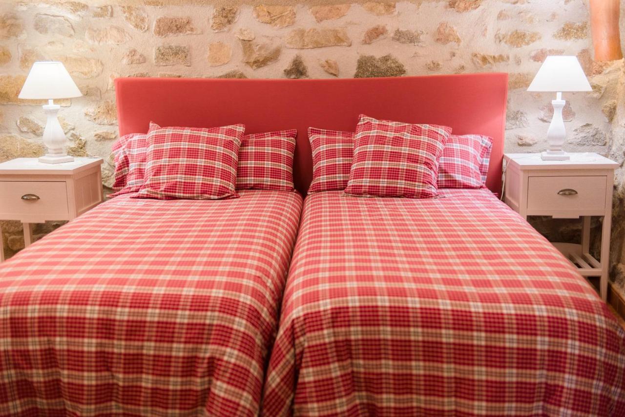 Cal Bisbe, Your Rural Holiday Home Capmany ภายนอก รูปภาพ