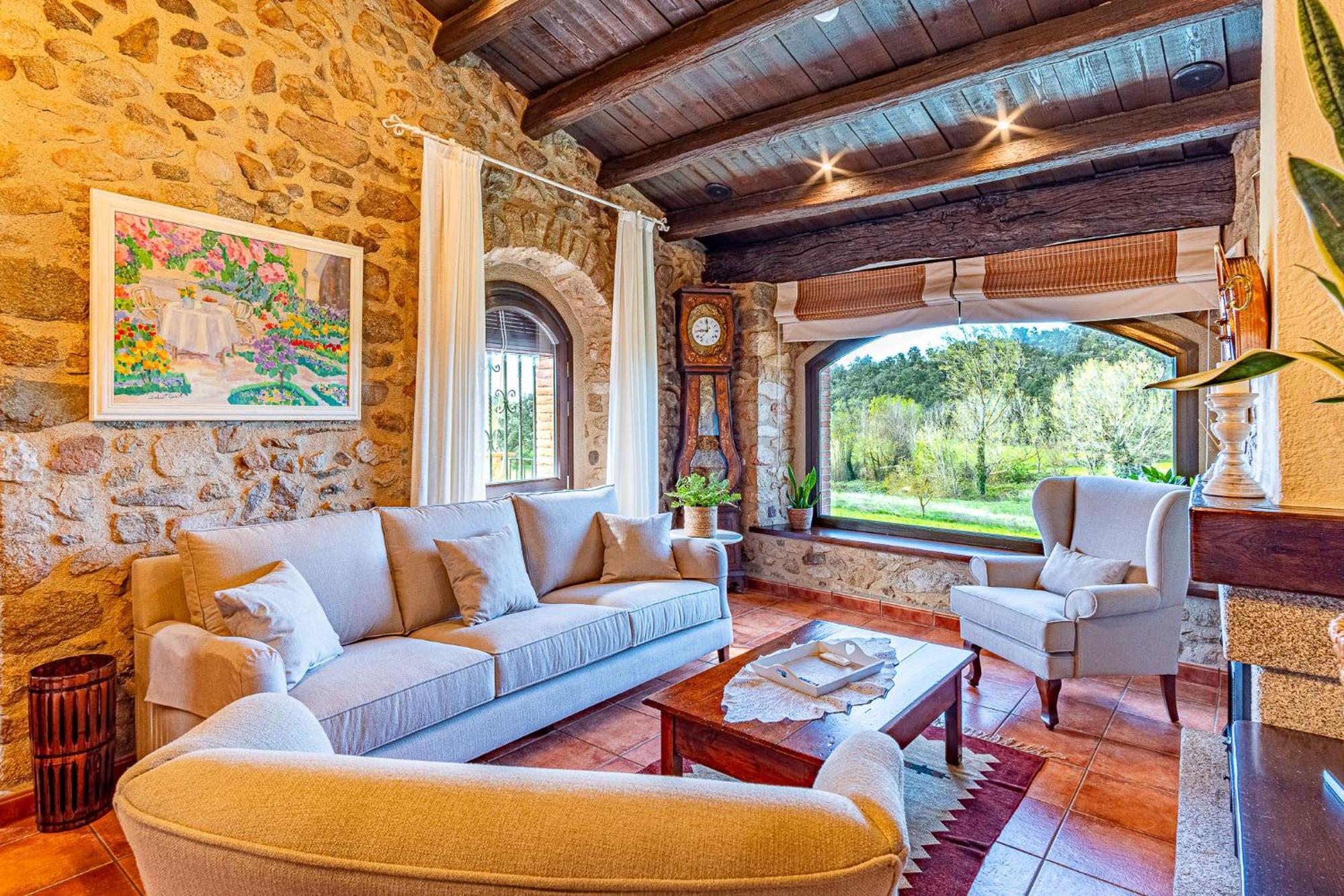 Cal Bisbe, Your Rural Holiday Home Capmany ภายนอก รูปภาพ