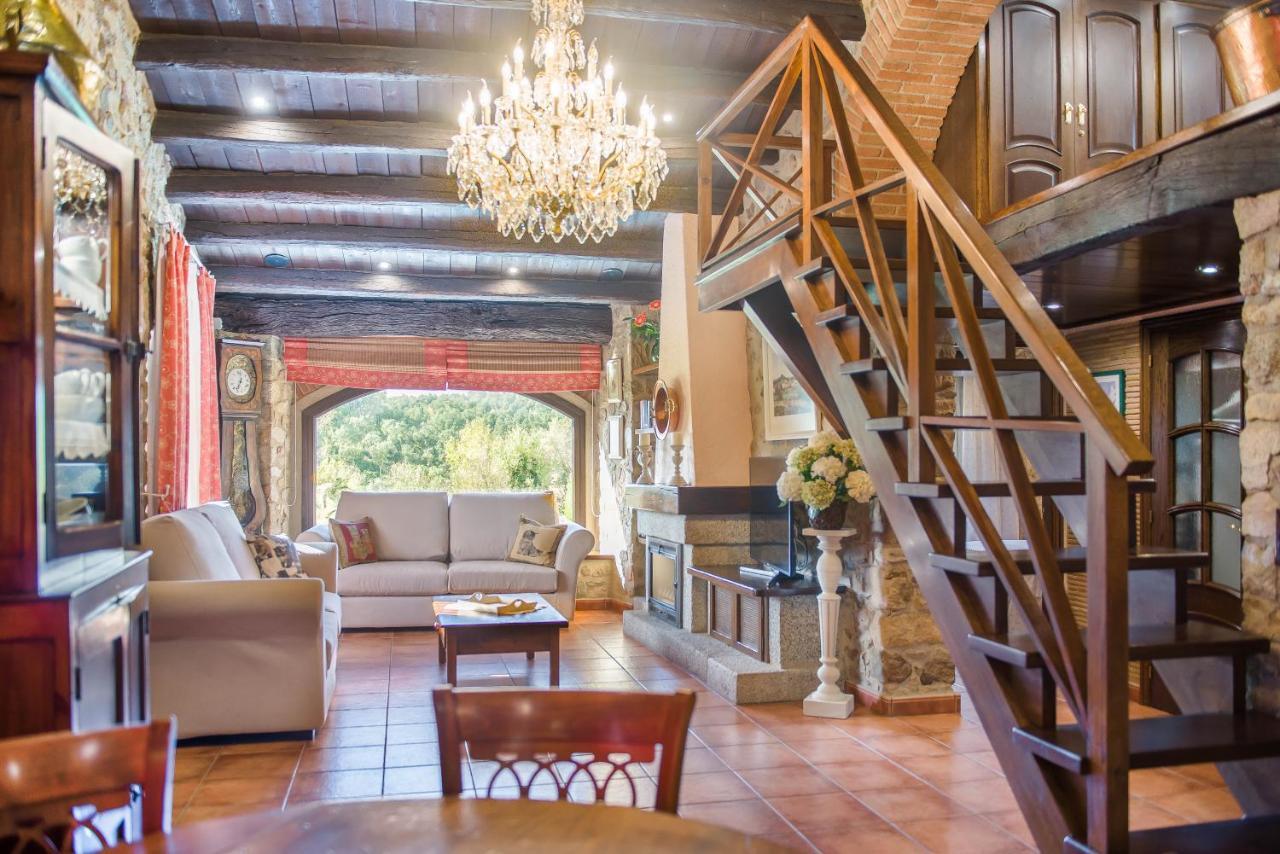Cal Bisbe, Your Rural Holiday Home Capmany ภายนอก รูปภาพ