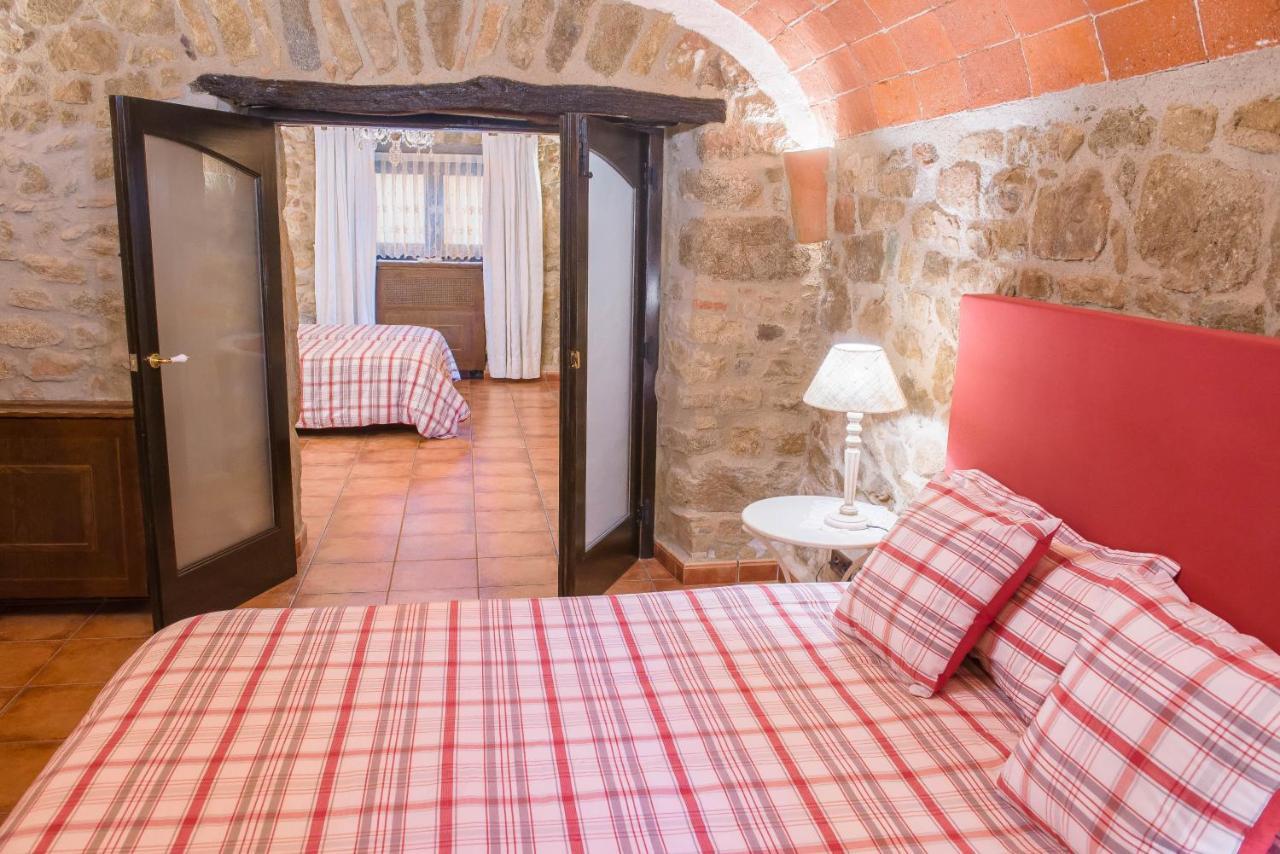 Cal Bisbe, Your Rural Holiday Home Capmany ภายนอก รูปภาพ